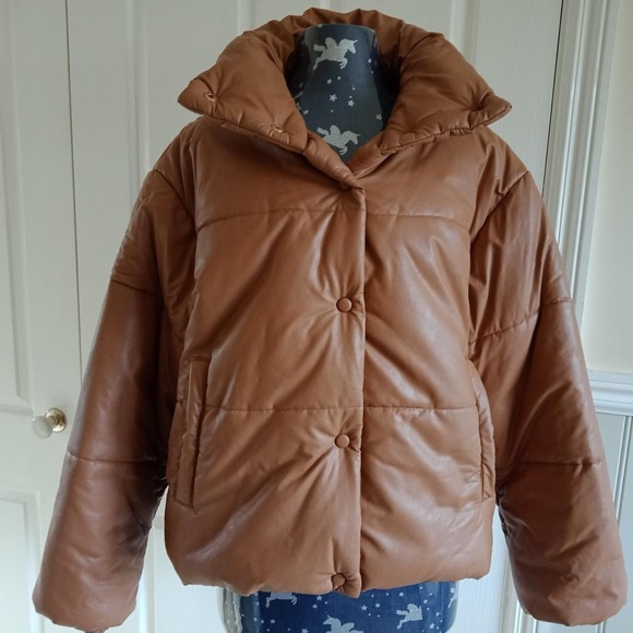 Lioness leather puffer - Picture 2 of 2